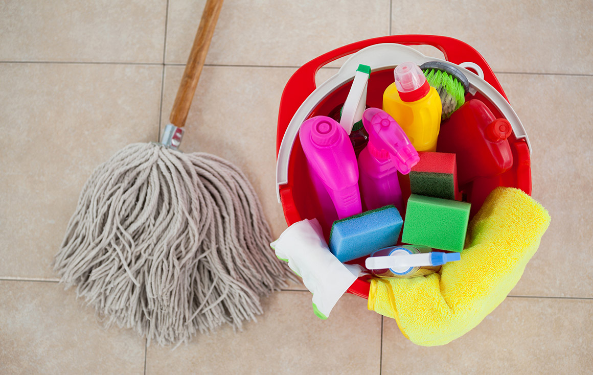 Productos de limpieza indispensables para tener en el hogar